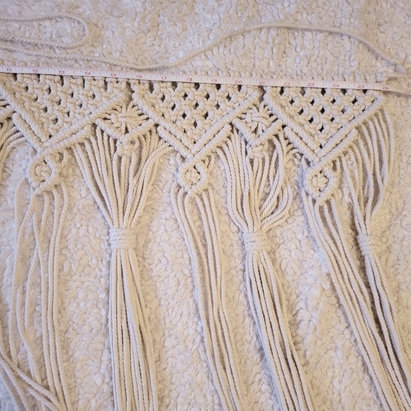 Macrame white hanging wall decor tassels hand-made cotton rope tapestry - Picture 5 of 6